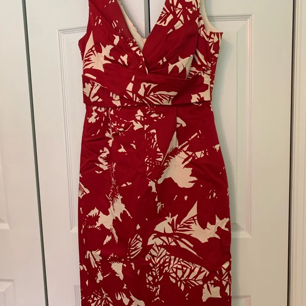 Red and White Sleeveless V-Neck Midi Sundress - Picture 2 of 2